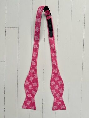 Ted Baker Pink/White Paisley Self-Tie Bow Tie